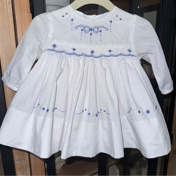 Sarah Louise Other - Sarah Louise heirloom dress embroidered bow flowers long rosettes baby girl